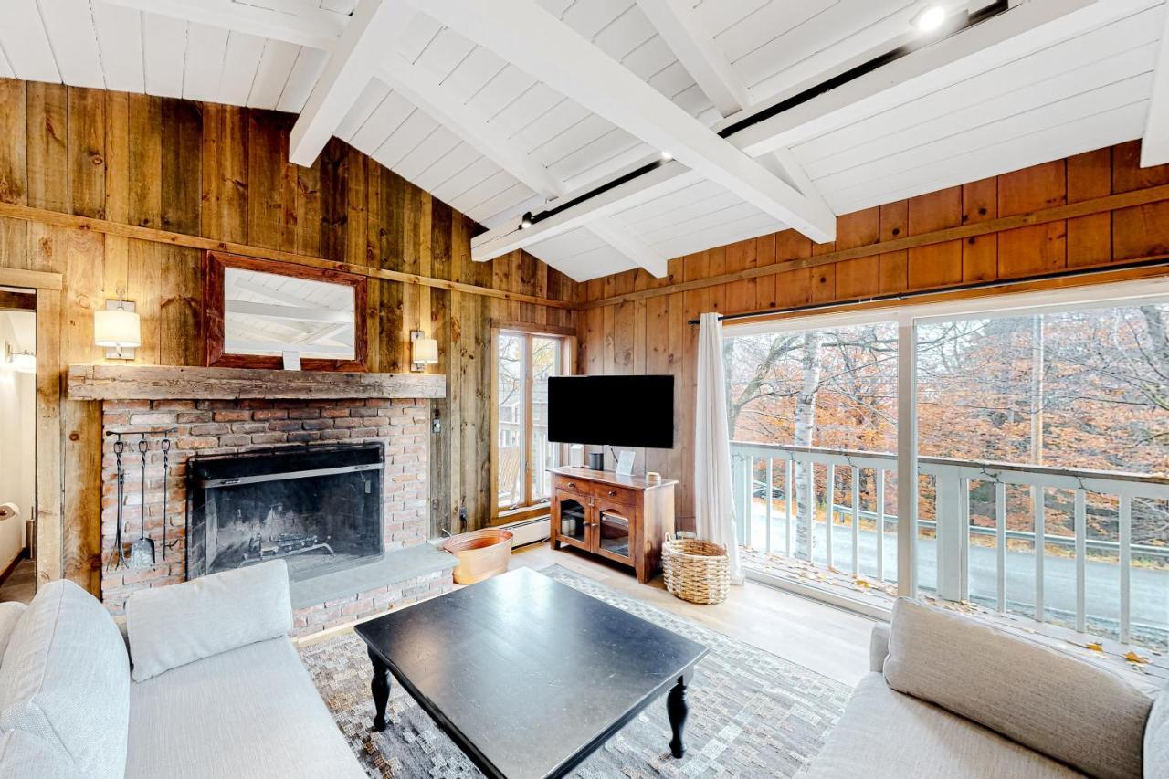 Chalet At The Base Of Okemo Mountain ลัดโลว์ ภายนอก รูปภาพ