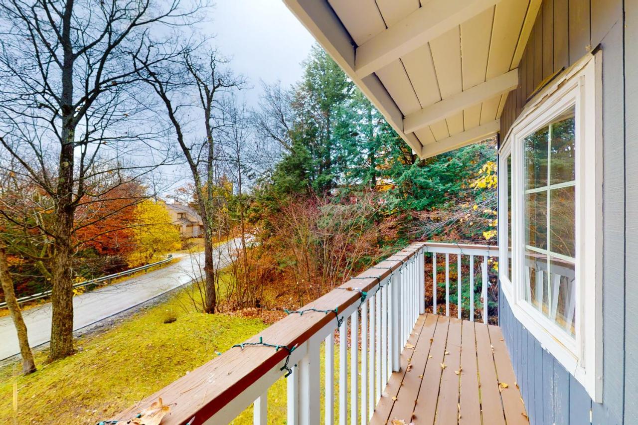 Chalet At The Base Of Okemo Mountain ลัดโลว์ ภายนอก รูปภาพ